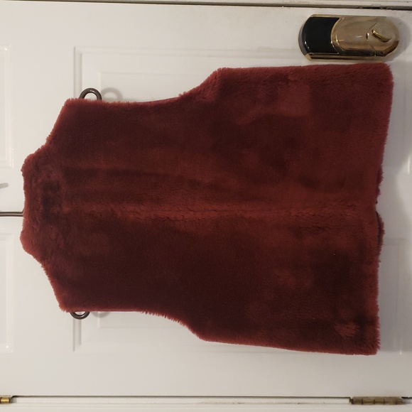 J.Crew Sherpa Fleece Faux Fur Vest - Picture 2 of 10